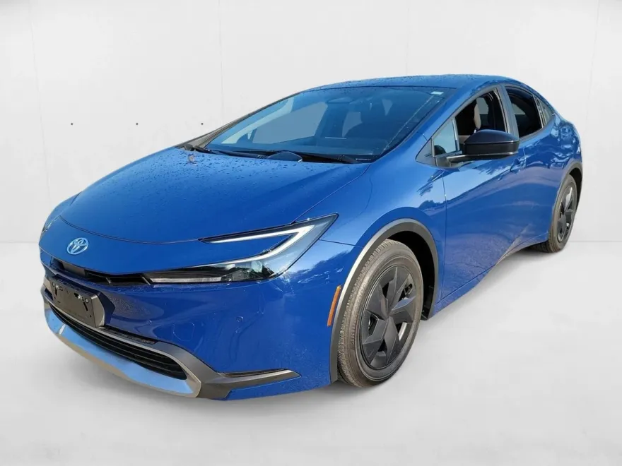 2025 Toyota Prius Plug-in Hybrid SE photo 1