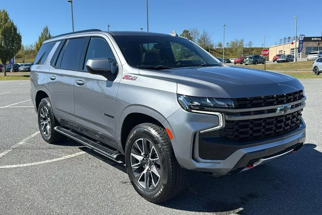 2021 Chevrolet Tahoe Z71 photo 1