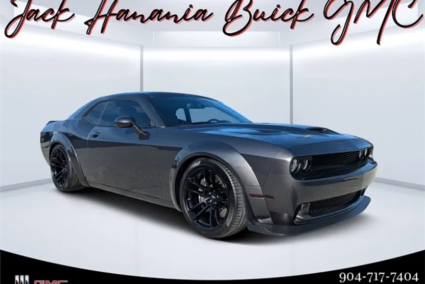 2023 Dodge Challenger R/T Scat Pack Widebody photo 1