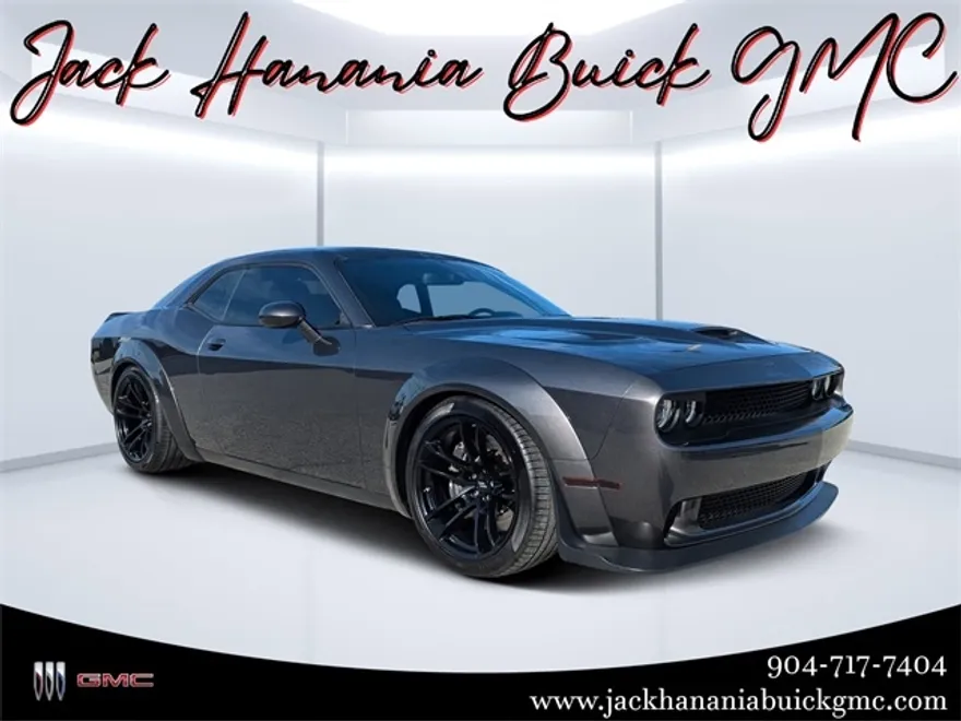 2023 Dodge Challenger R/T Scat Pack Widebody photo 1