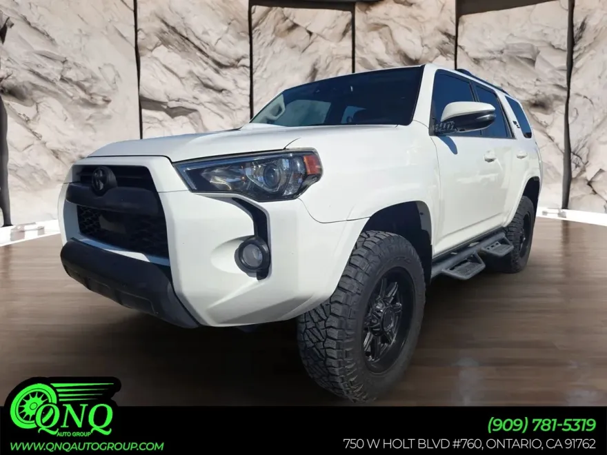 2020 Toyota 4Runner TRD Premium photo 1