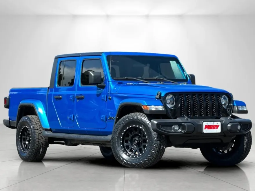 2022 Jeep Gladiator Altitude photo 1