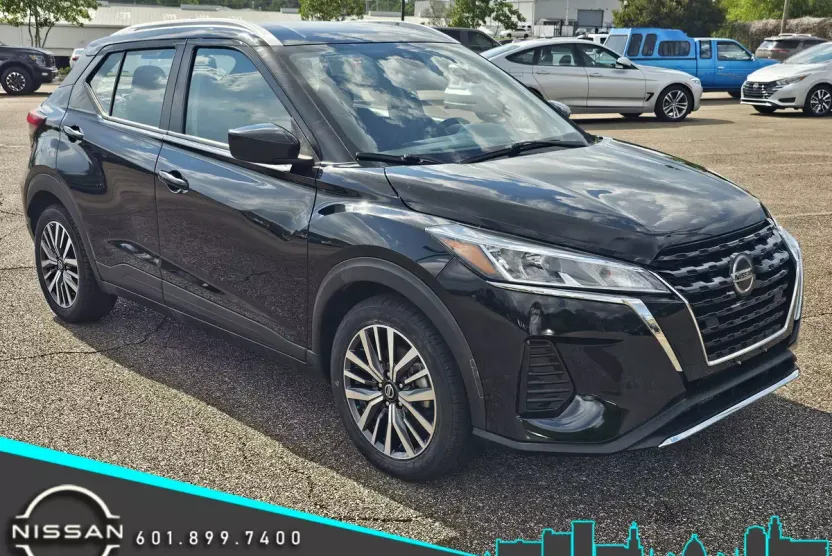 2021 Nissan Kicks SV photo 1