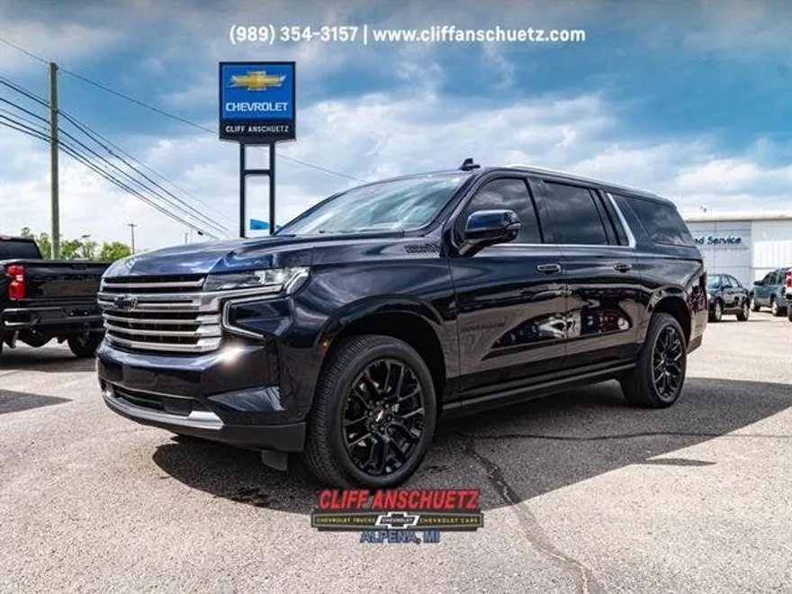 2024 Chevrolet Suburban High Country photo 1