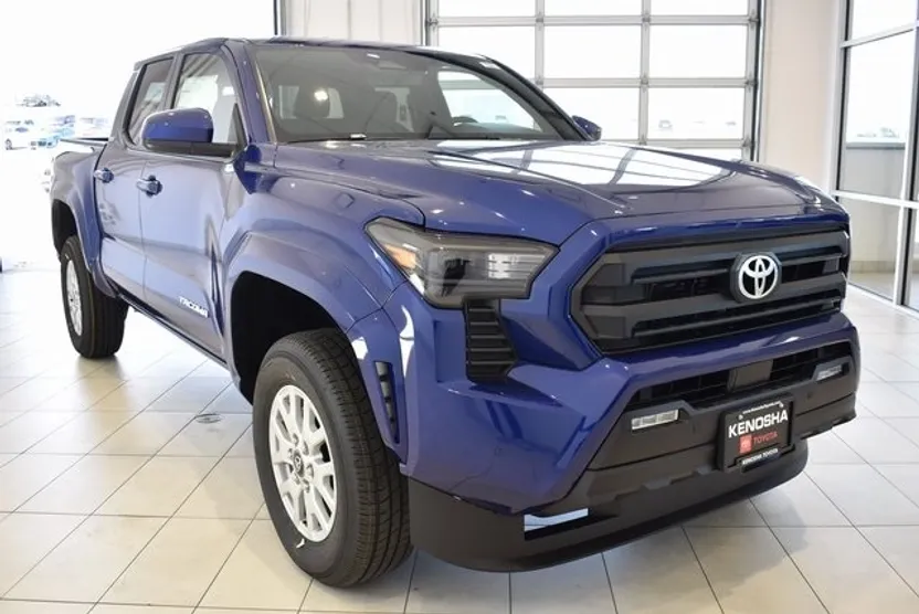 2025 Toyota Tacoma SR5 Double Cab photo 1