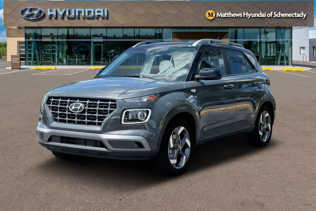 2025 Hyundai Venue Limited photo 1
