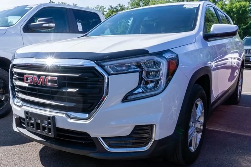 2022 Gmc Terrain SLE photo 1