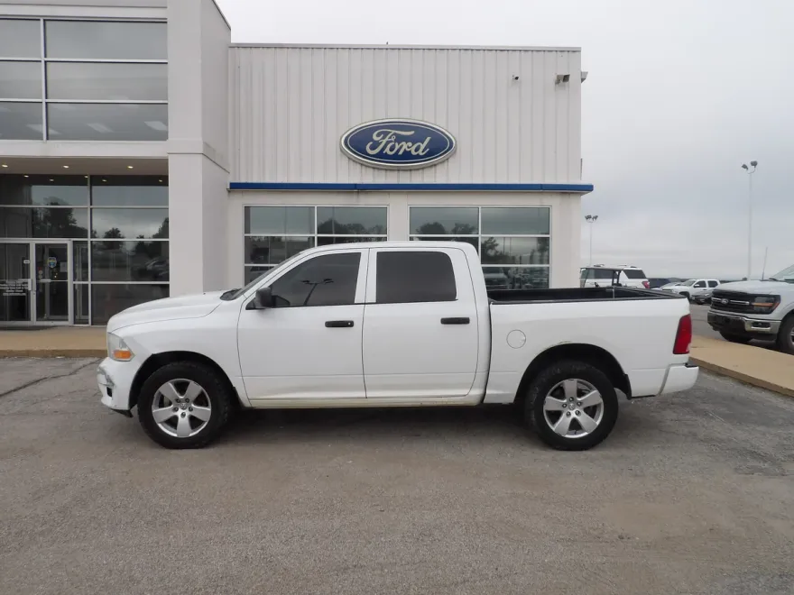 2012 Ram 1500 ST photo 1