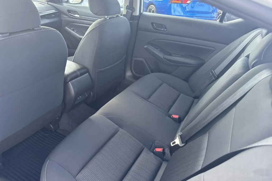 2025 Nissan Altima SV photo 1