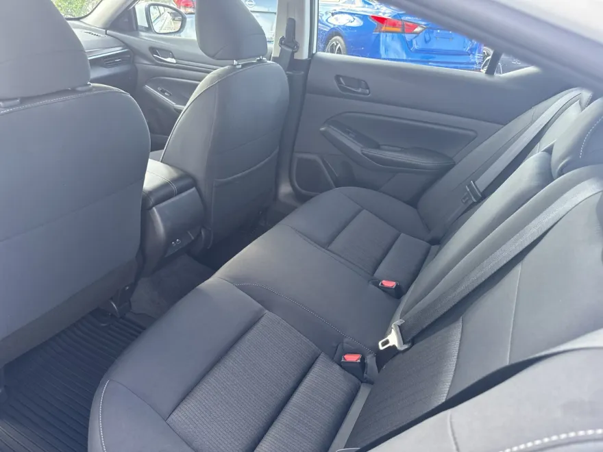 2025 Nissan Altima SV photo 1