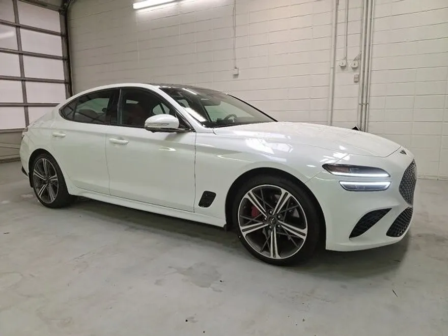2025 Genesis G70 3.3T Sport Advanced photo 1