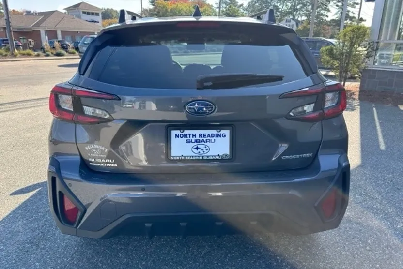 2024 Subaru Crosstrek Limited photo 1