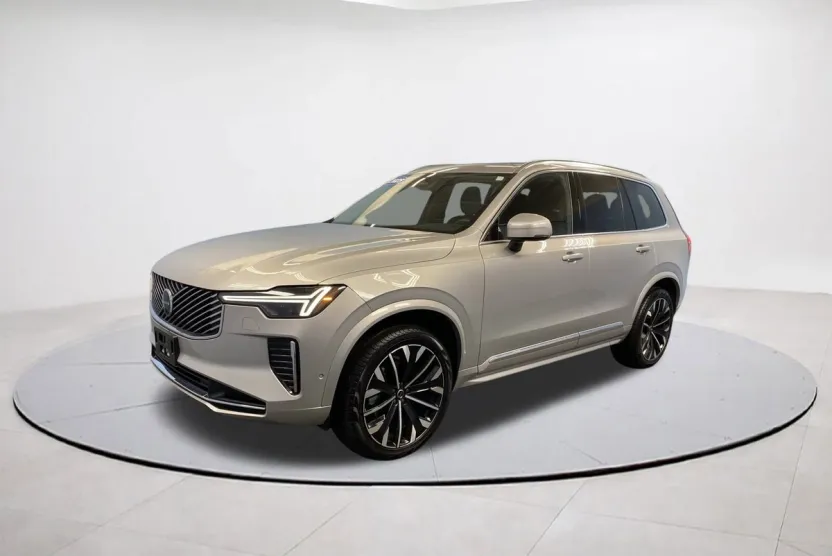 2025 Volvo XC90 Plus photo 1
