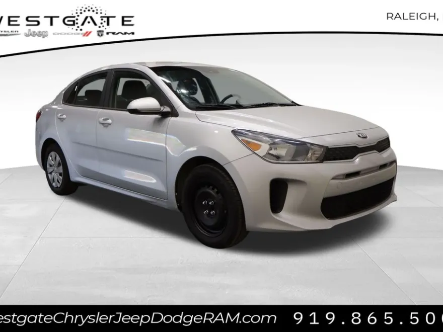 2019 Kia Rio S photo 1