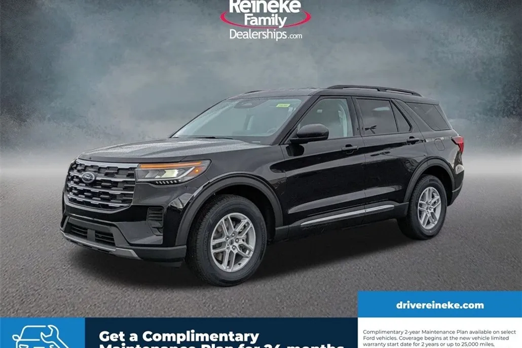2025 Ford Explorer photo 1