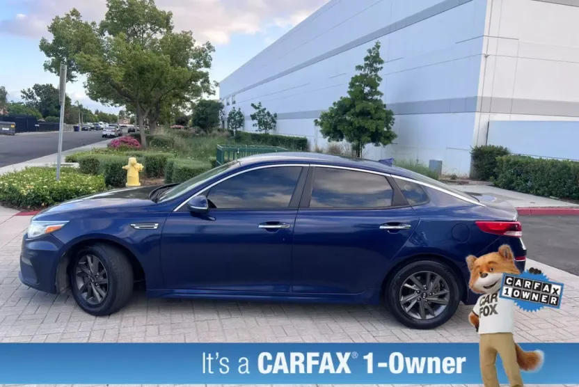 2019 Kia Optima LX photo 1