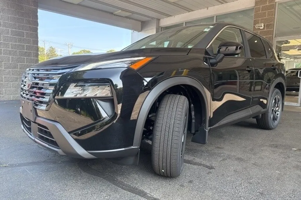 2026 Nissan Rogue SV photo 1