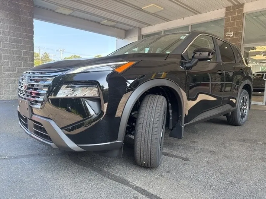 2026 Nissan Rogue SV photo 1