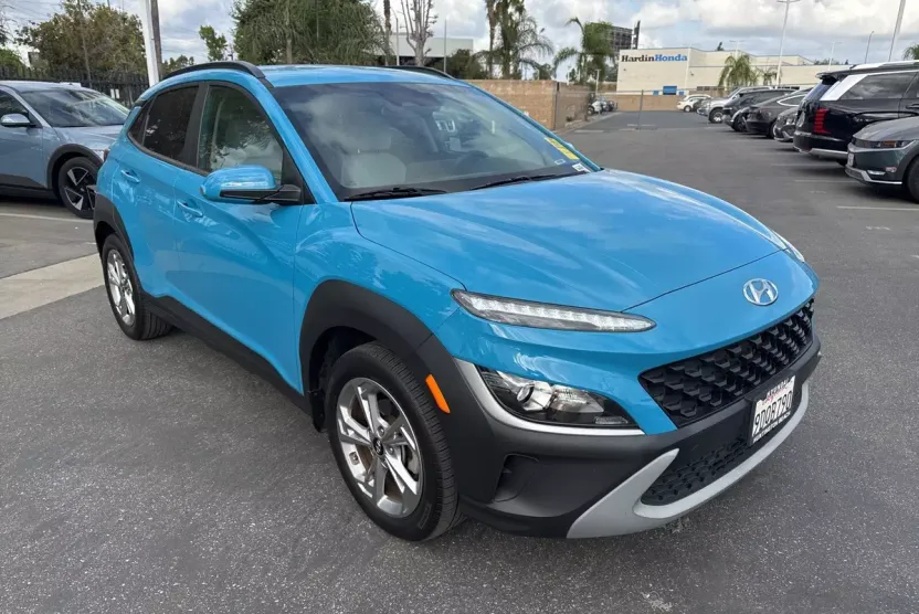 2023 Hyundai Kona SEL photo 1