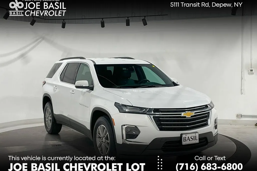 2023 Chevrolet Traverse Leather photo 1