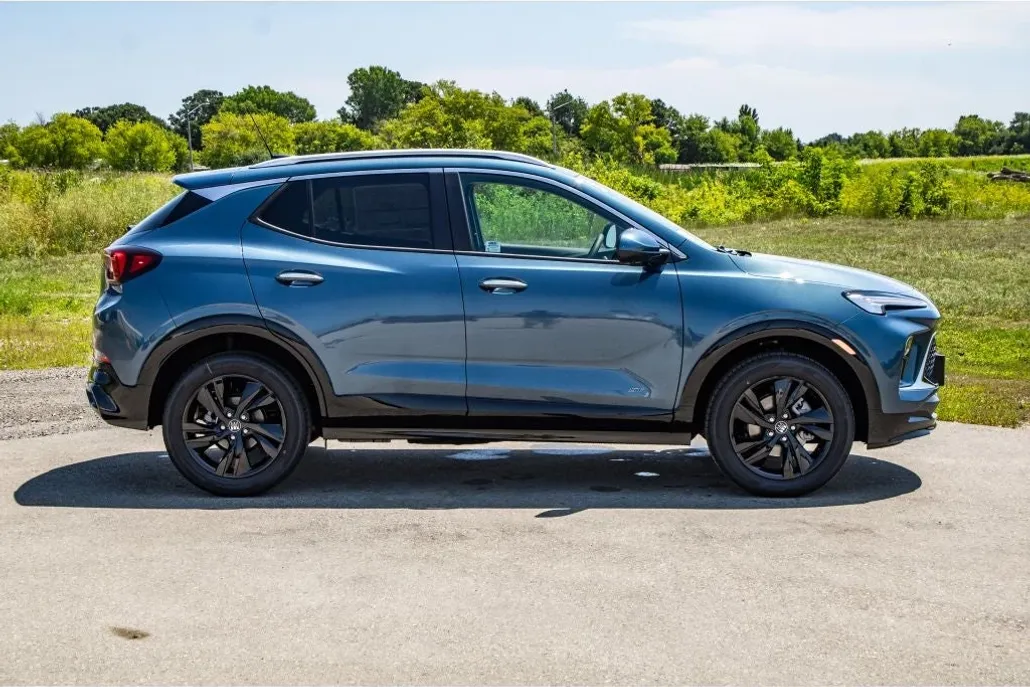 2026 Buick Encore GX Sport Touring photo 1