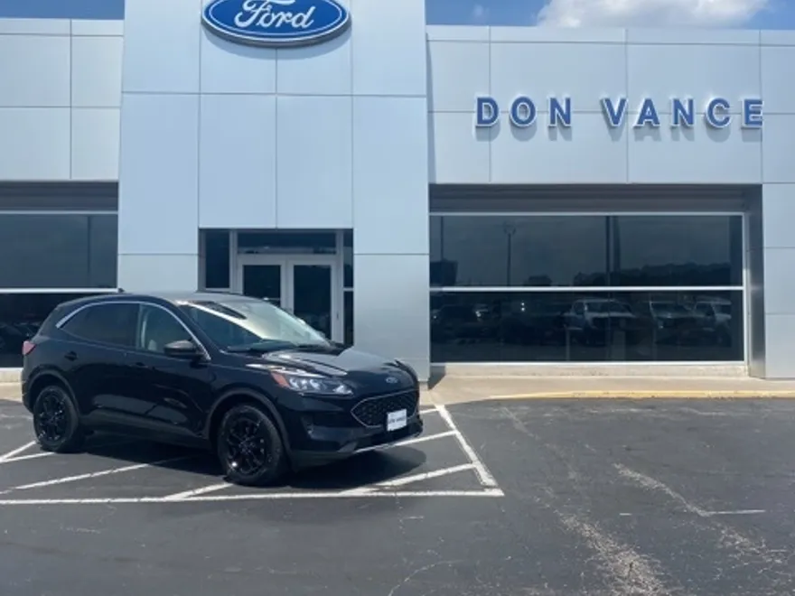 2022 Ford Escape SE photo 1