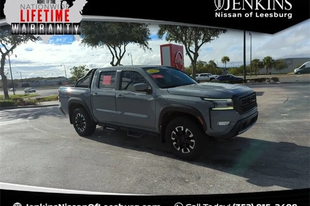 2022 Nissan Frontier PRO-4X photo 1