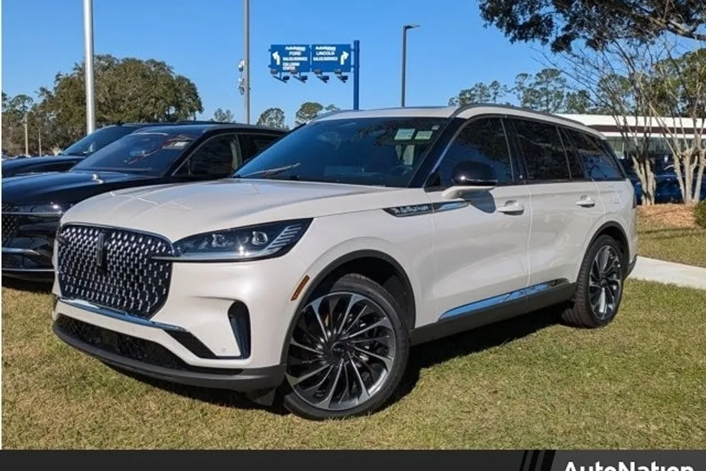 2025 Lincoln Aviator Reserve photo 1