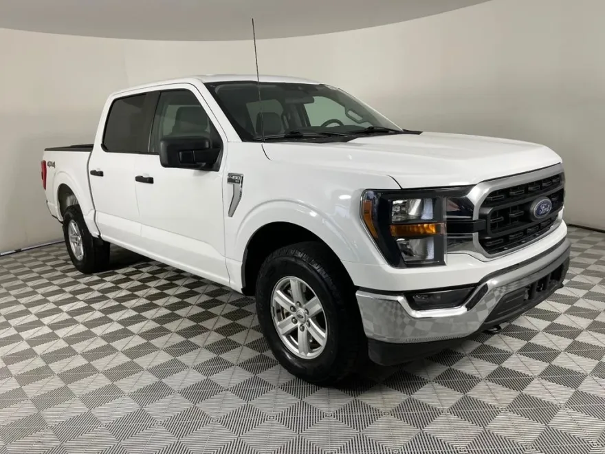 2023 Ford F-150 XLT photo 1