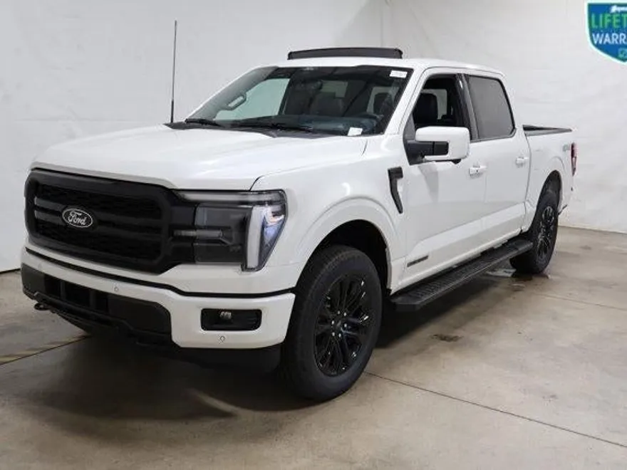 2025 Ford F-150 Lariat photo 1