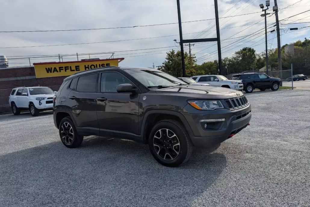 2020 Jeep Compass Trailhawk photo 1
