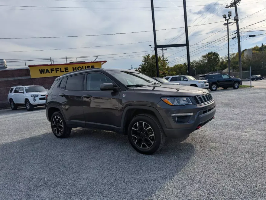 2020 Jeep Compass Trailhawk photo 1