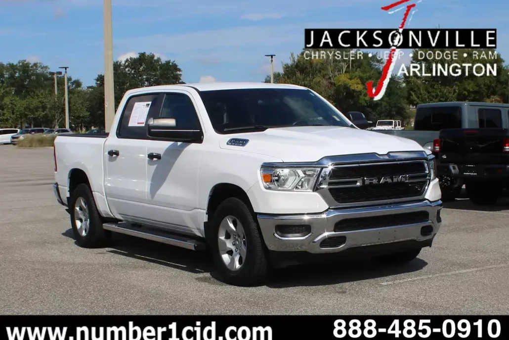 2024 Ram 1500 Tradesman photo 1