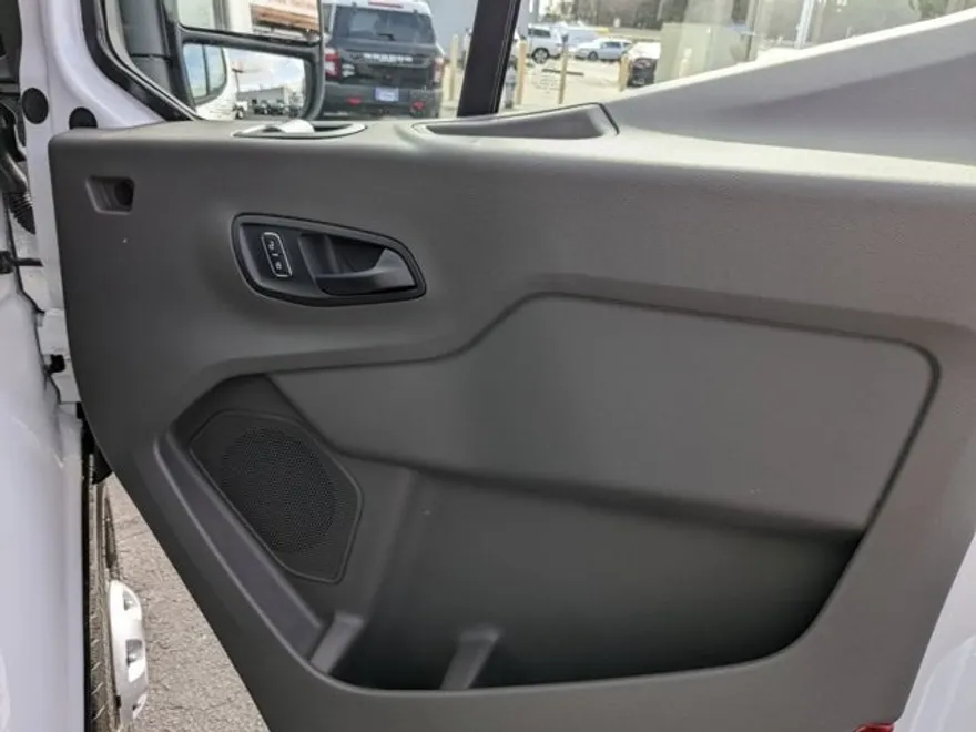 2024 Ford Transit Cargo Van photo 1