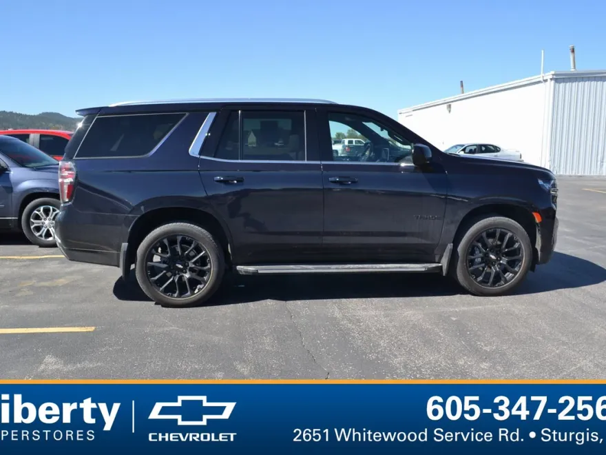 2023 Chevrolet Tahoe LT photo 1