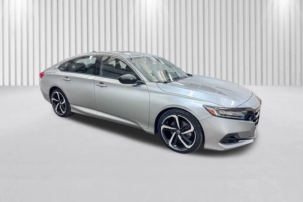 2022 Honda Accord Sport 2.0T photo 1