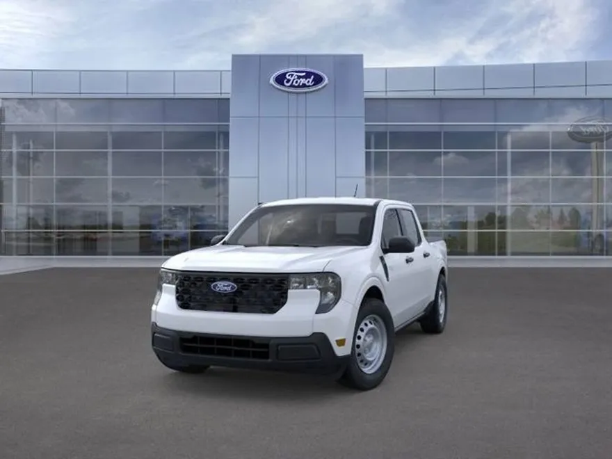 2025 Ford Maverick XL photo 1