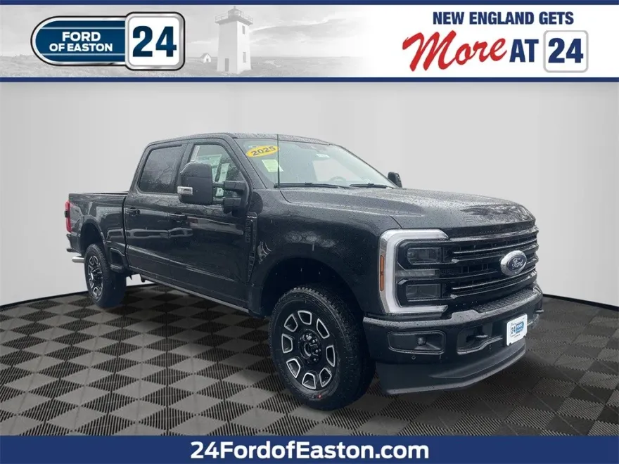 2025 Ford F-350 Platinum photo 1