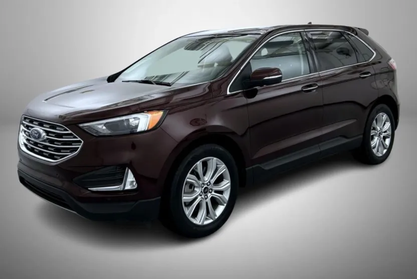 2024 Ford Edge Titanium photo 1