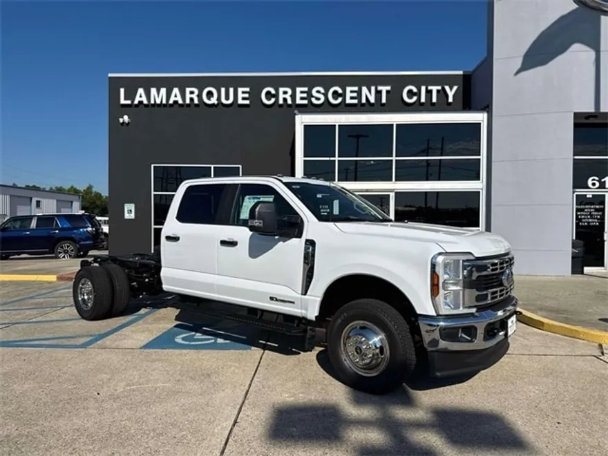 2026 Ford F-350 photo 1
