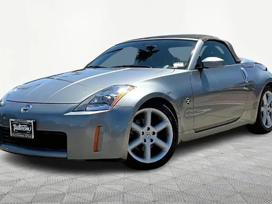 2004 Nissan 350Z Touring photo 1