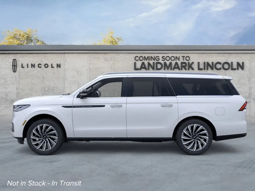 2025 Lincoln Navigator Black Label photo 1