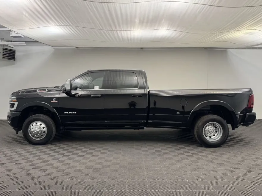 2025 Ram 3500 Longhorn photo 1