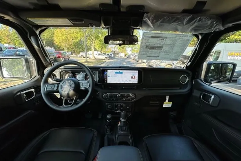 2025 Jeep Gladiator Sport photo 1