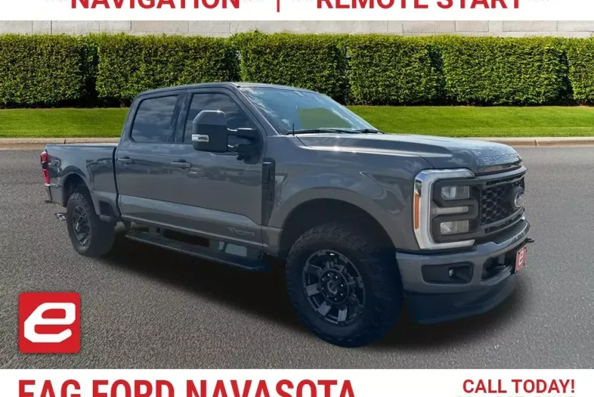 2023 Ford F-250 Lariat photo 1