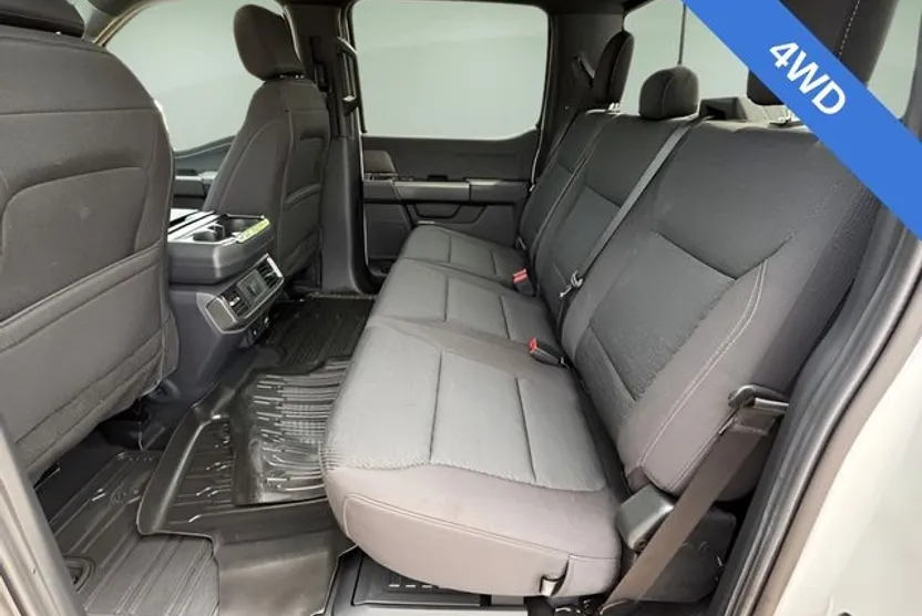 2024 Ford F-150 XLT photo 1