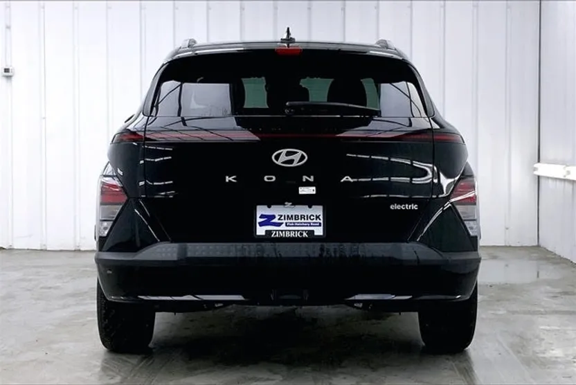 2024 Hyundai Kona Electric SEL photo 1