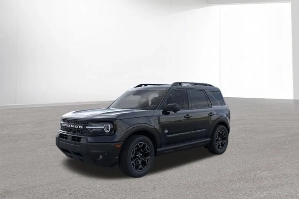 2025 Ford Bronco Sport Outer Banks photo 1