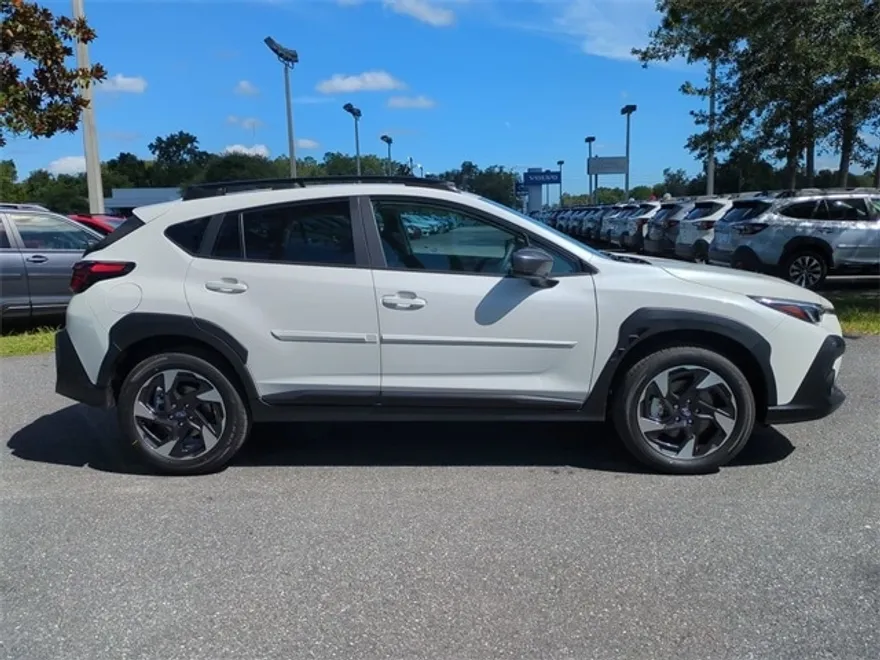 2025 Subaru Crosstrek Limited photo 1