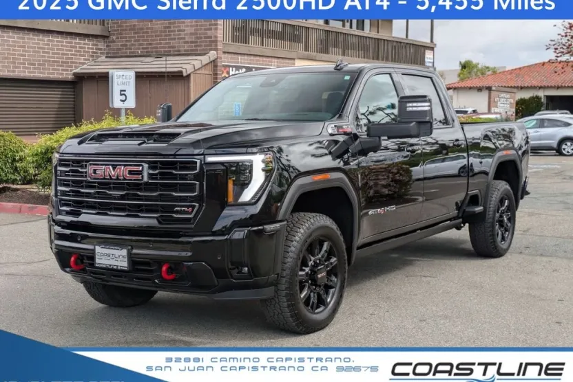 2025 Gmc Sierra 2500 HD AT4 photo 1